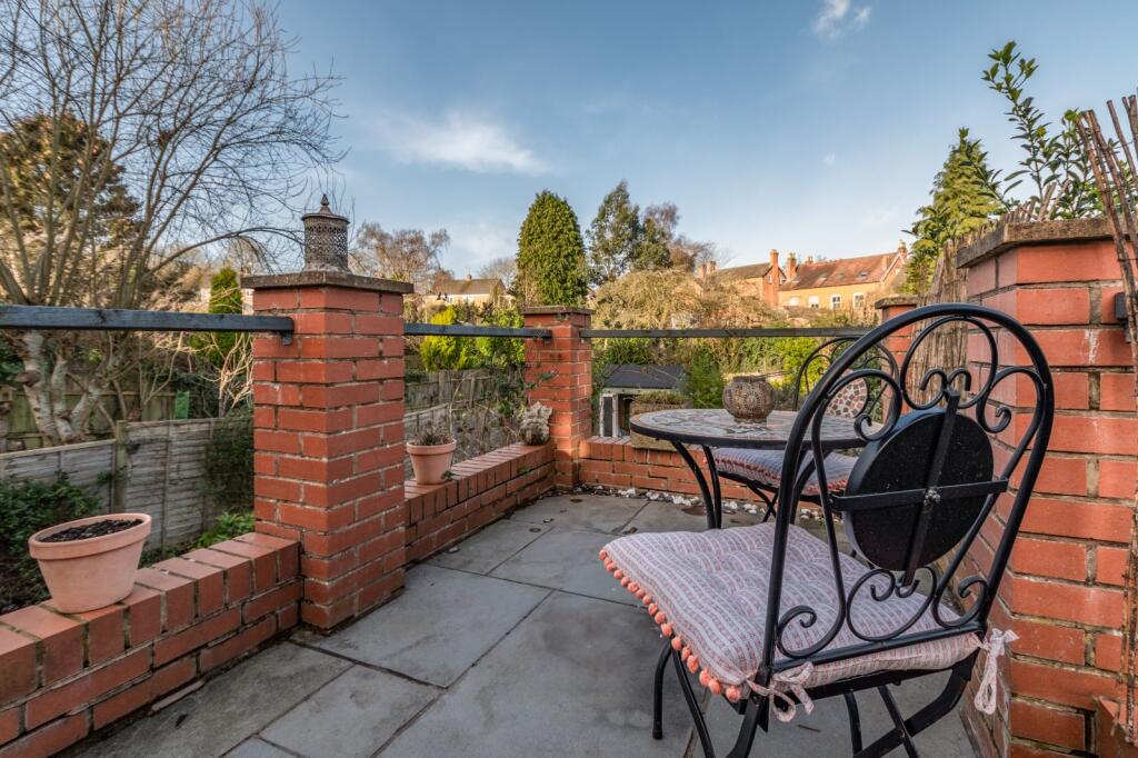 Additional property image - Vicarage Crescent, Batchley, Redditch, B97