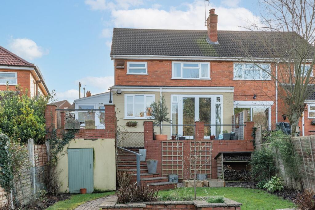 Additional property image - Vicarage Crescent, Batchley, Redditch, B97