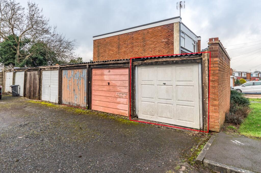 Additional property image - Reyde Close, Webheath, Redditch, B97