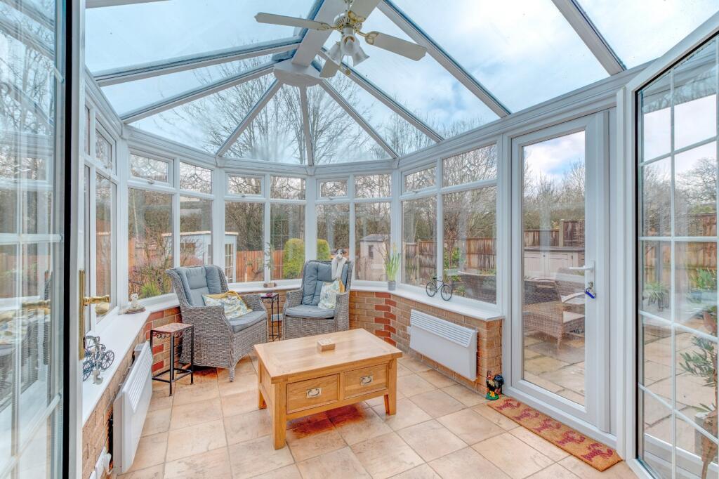Additional property image - Lineholt Close, Oakenshaw South, Redditch, B98