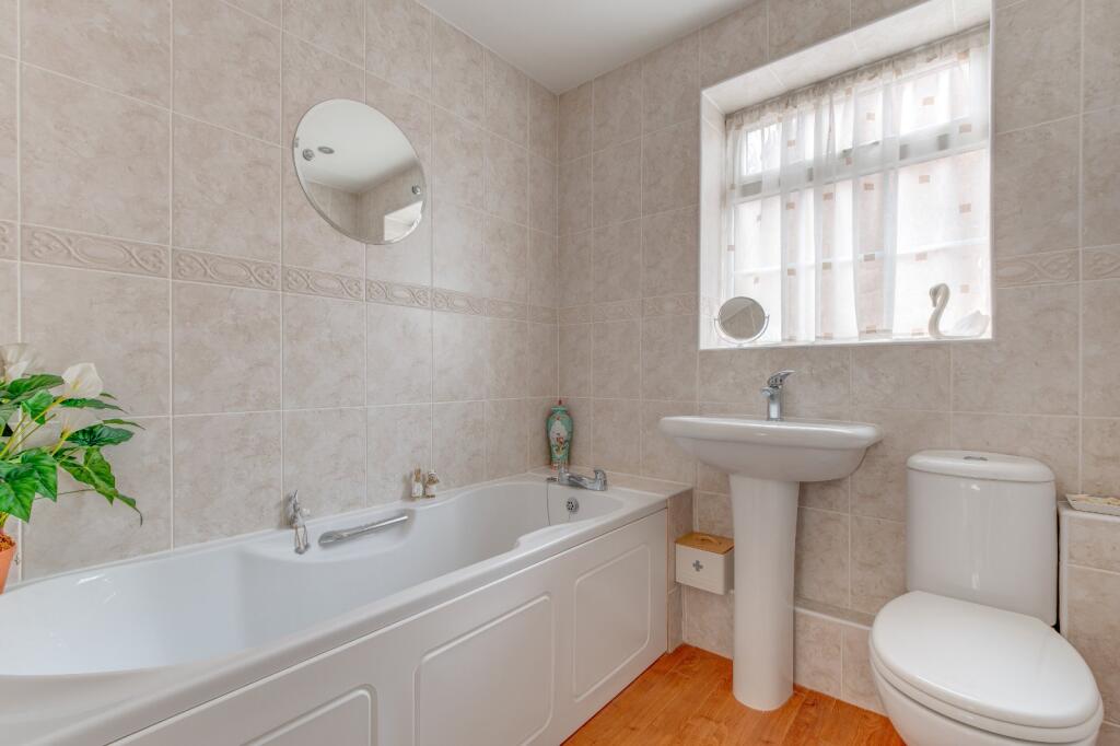 Additional property image - Lineholt Close, Oakenshaw South, Redditch, B98