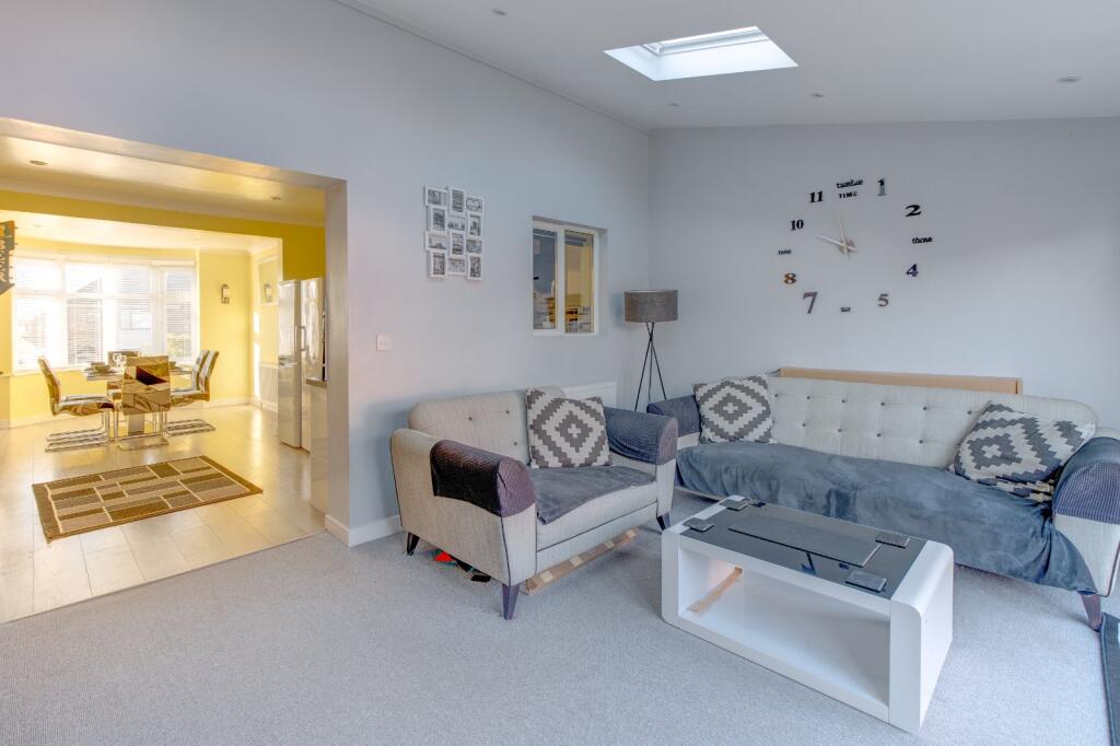 Additional property image - The Meadway, Headless Cross, Redditch, B97