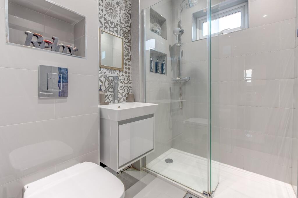 Additional property image - The Meadway, Headless Cross, Redditch, B97