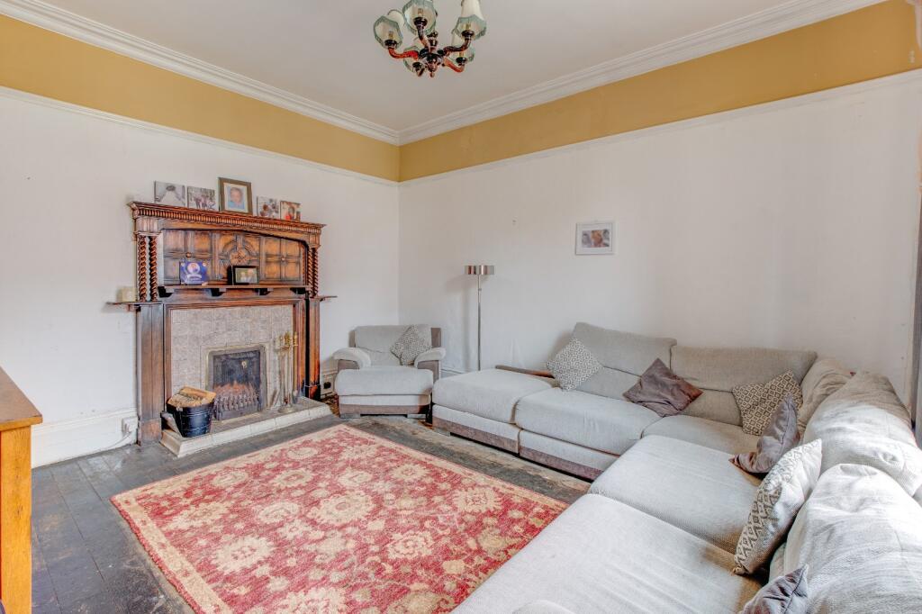 Additional property image - Mount Pleasant, Southcrest, Redditch, B97