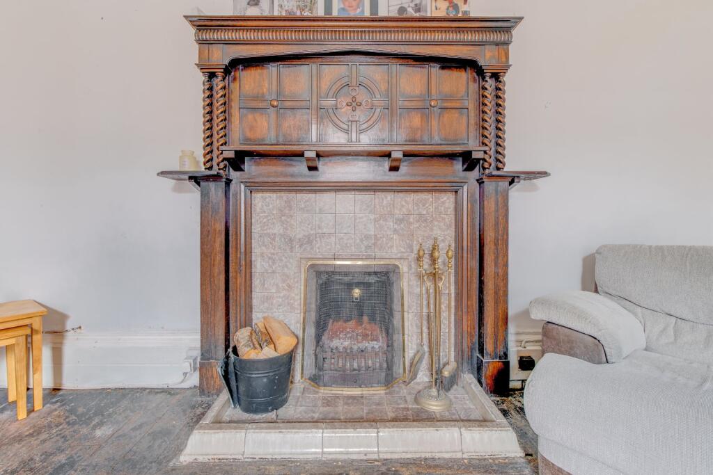 Additional property image - Mount Pleasant, Southcrest, Redditch, B97