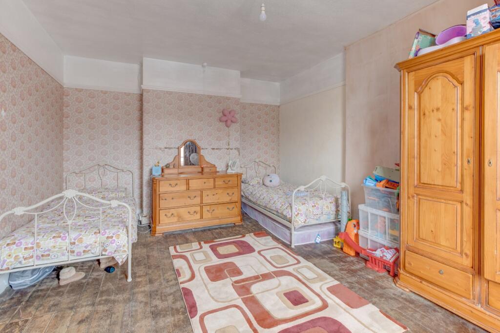 Additional property image - Mount Pleasant, Southcrest, Redditch, B97