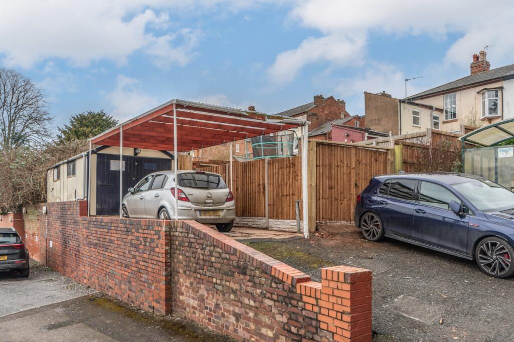 Additional property image - Mount Pleasant, Southcrest, Redditch, B97