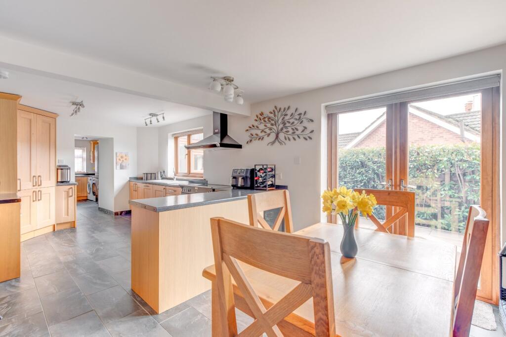 Additional property image - The Ridgeway, New End, Astwood Bank, Redditch, B96