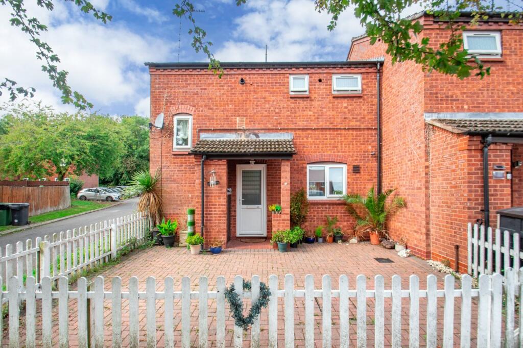 Main image of property: Lightoak Close, Redditch, Worcestershire, B97