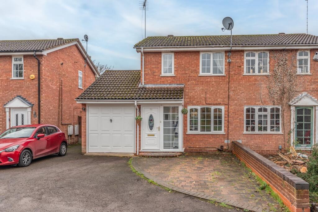 Main image of property: Moorgate Close, Church Hill North, Redditch, B98