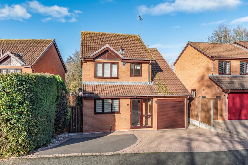 Main image of property: Rockford Close, Oakenshaw South, Redditch, B98