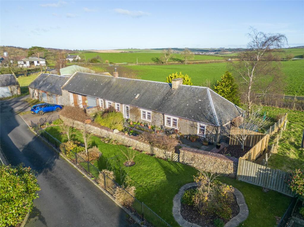 2 bedroom house for sale in Dunree Farm Cottage, Dalrymple, Ayr, KA6