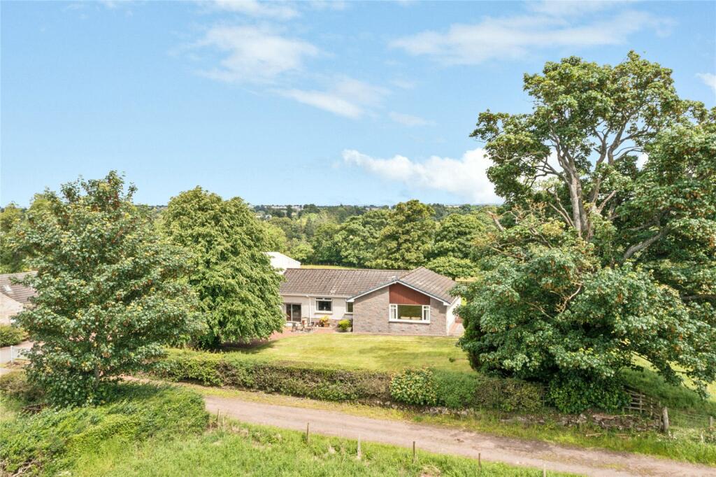 4 bedroom bungalow for sale in The Bungalow, Townfoot Farm, Uddingston