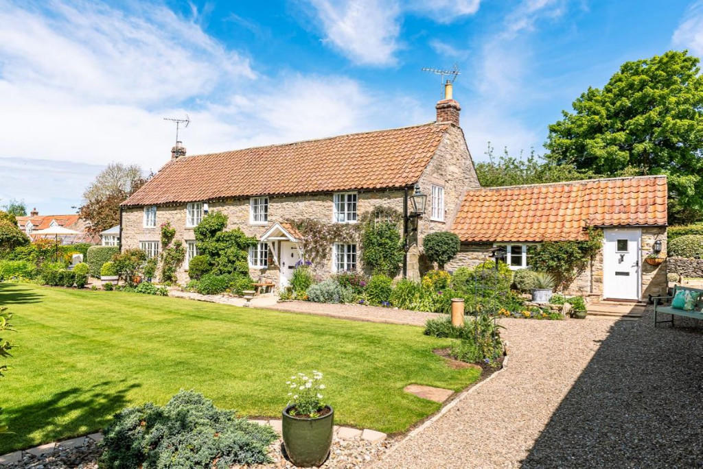 Main image of property: Holm Farm House, West Lane, Snainton, YO13 9AR