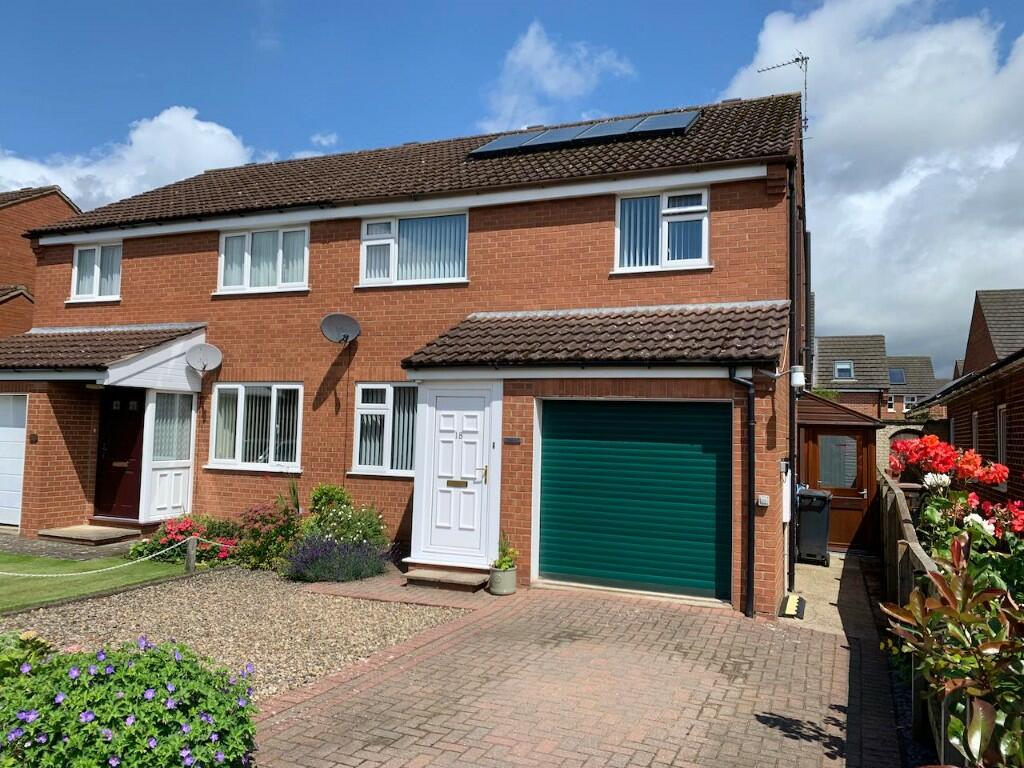 3 bedroom semidetached house for sale in 18 Westlands, Pickering, North Yorkshire, YO18