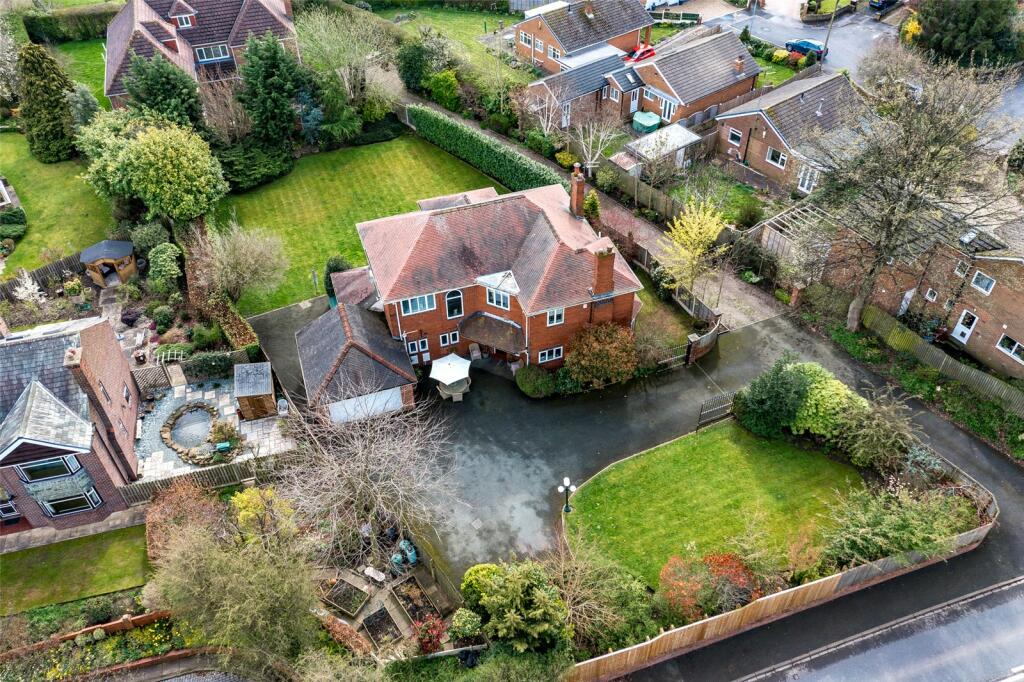 4 bedroom detached house for sale in Benton House, Wakefield Road