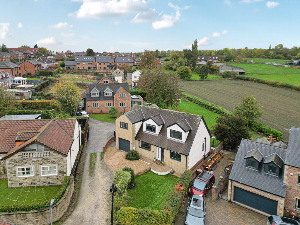 Main image of property: The Nooking, Kirkhamgate, Wakefield, West Yorkshire