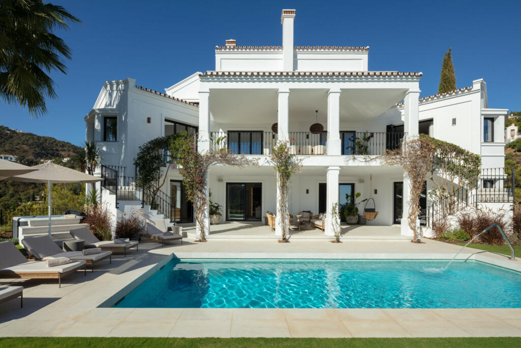 5 bedroom manor house for sale in Andalucia, Malaga, El Madronal, Spain