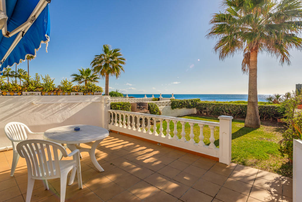 2 bedroom town house for sale in Andalucia, Malaga, Manilva, Spain