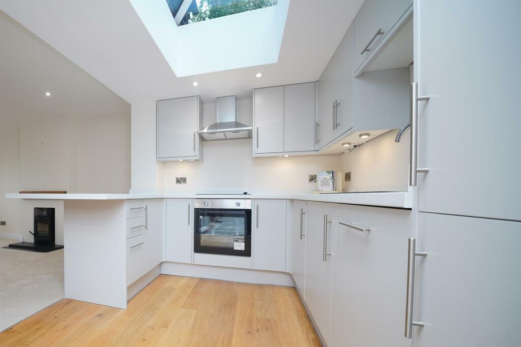 Additional property image - Fisher Road, Bishops Itchington, Southam