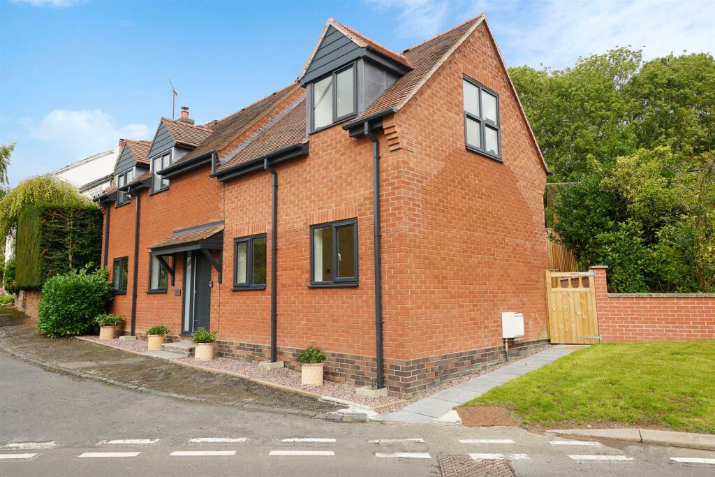 Additional property image - Fisher Road, Bishops Itchington, Southam