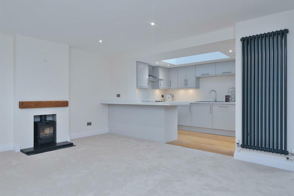 Additional property image - Fisher Road, Bishops Itchington, Southam