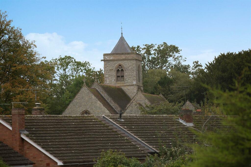 Additional property image - Fisher Road, Bishops Itchington, Southam