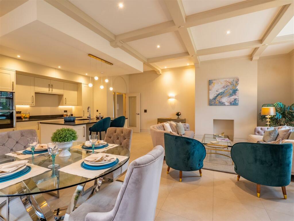 2 bedroom apartment for sale in Apartment Two, Milverton Hall