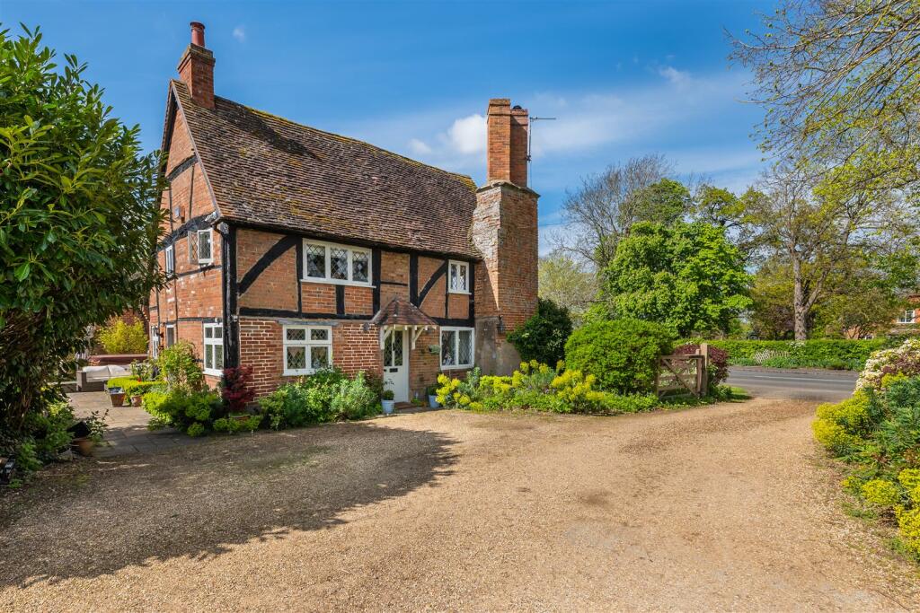 Additional property image - Malt Cottage, Charlecote