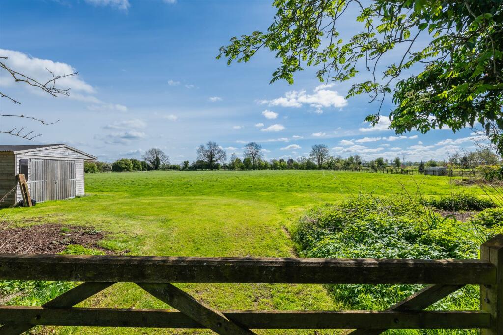 Additional property image - Malt Cottage, Charlecote