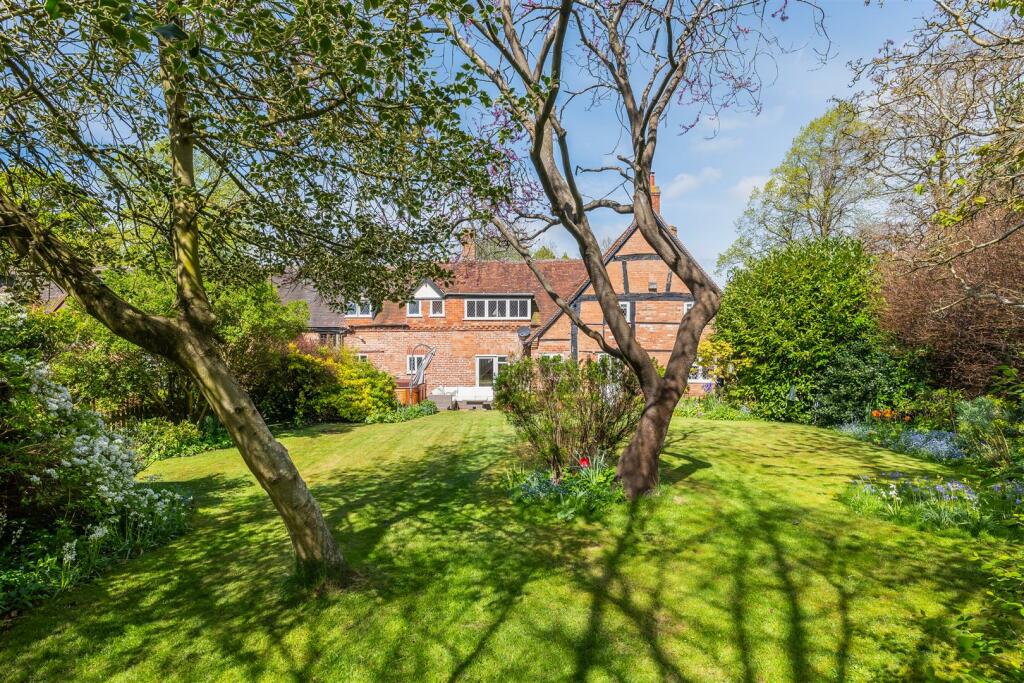 Additional property image - Malt Cottage, Charlecote