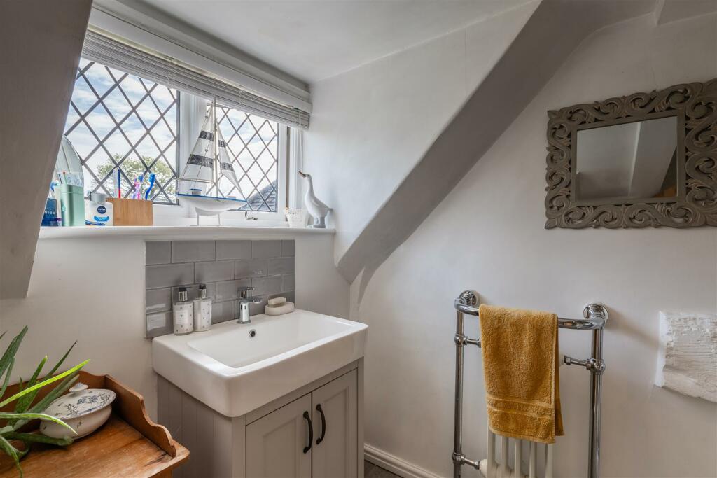 Additional property image - Malt Cottage, Charlecote