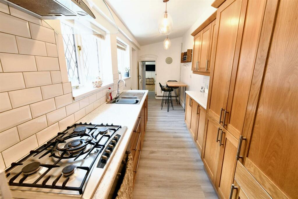Additional property image - Hunningham, Leamington Spa