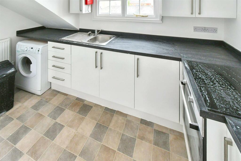 Additional property image - Portland Street, Leamington Spa