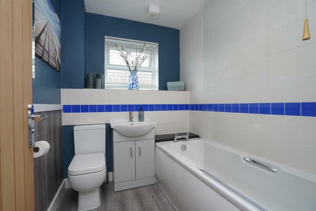 Additional property image - Erica Drive, Whitnash, Leamington Spa