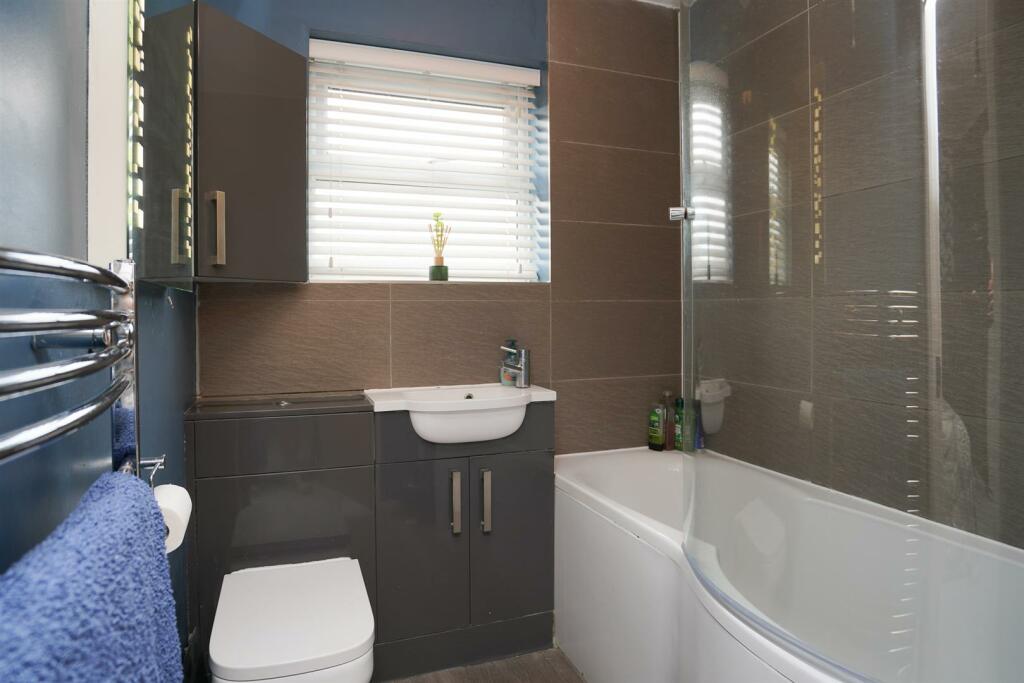 Additional property image - Erica Drive, Whitnash, Leamington Spa