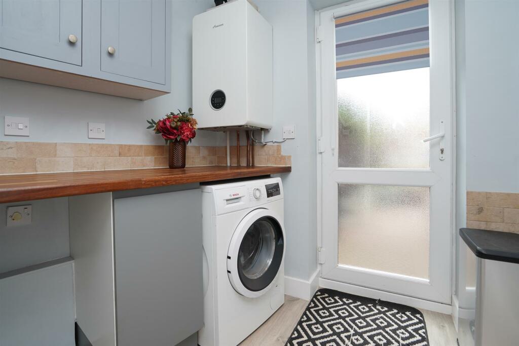 Additional property image - Erica Drive, Whitnash, Leamington Spa