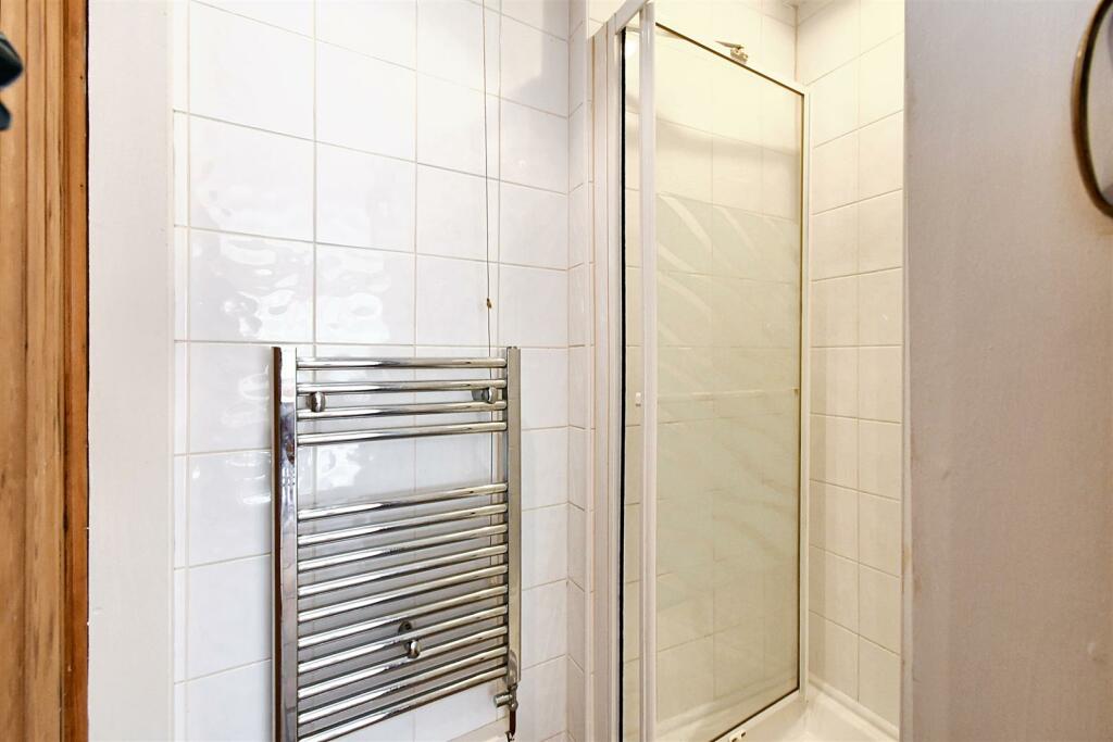 Additional property image - Ashorne, Warwick