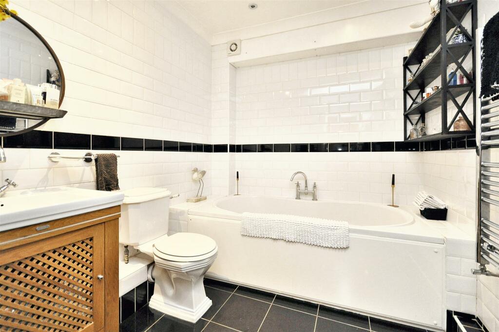 Additional property image - Regency Mews, Eastfield Road, Leamington Spa