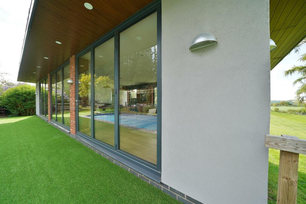 Additional property image - Long Itchington Road, Offchurch, Leamington Spa