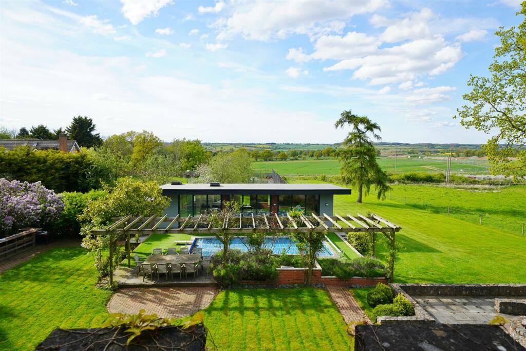 Additional property image - Long Itchington Road, Offchurch, Leamington Spa