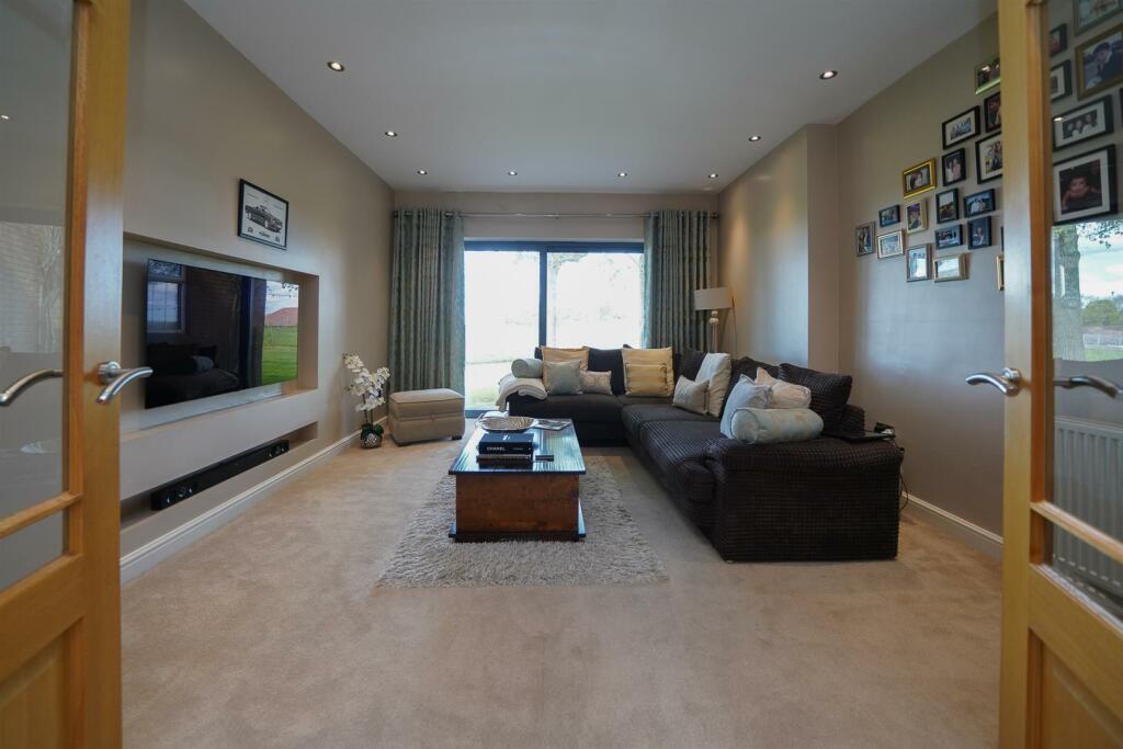 Additional property image - Long Itchington Road, Offchurch, Leamington Spa