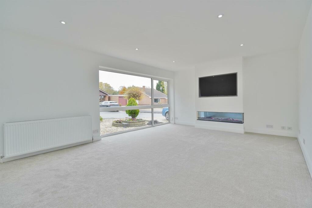Additional property image - Inglewood Close, Leamington Spa