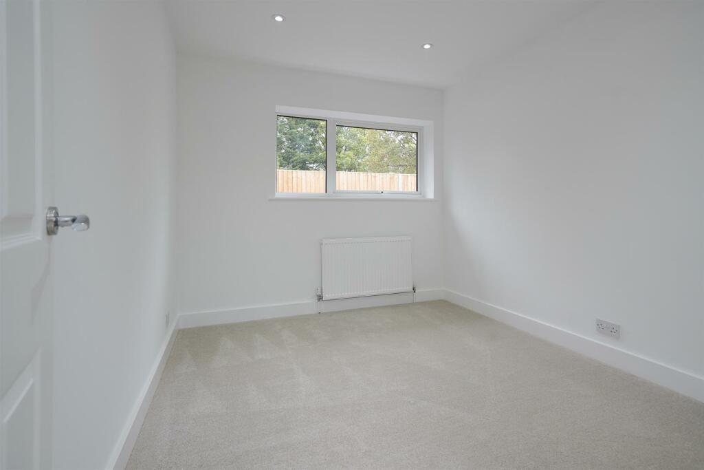 Additional property image - Inglewood Close, Leamington Spa