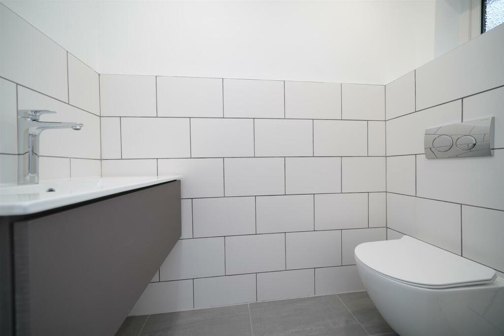 Additional property image - Inglewood Close, Leamington Spa