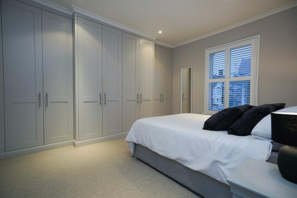 Additional property image - Guys Cliffe Road, Leamington Spa
