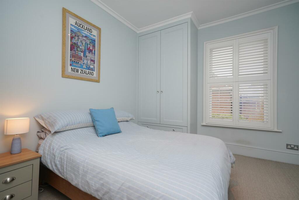 Additional property image - Guys Cliffe Road, Leamington Spa