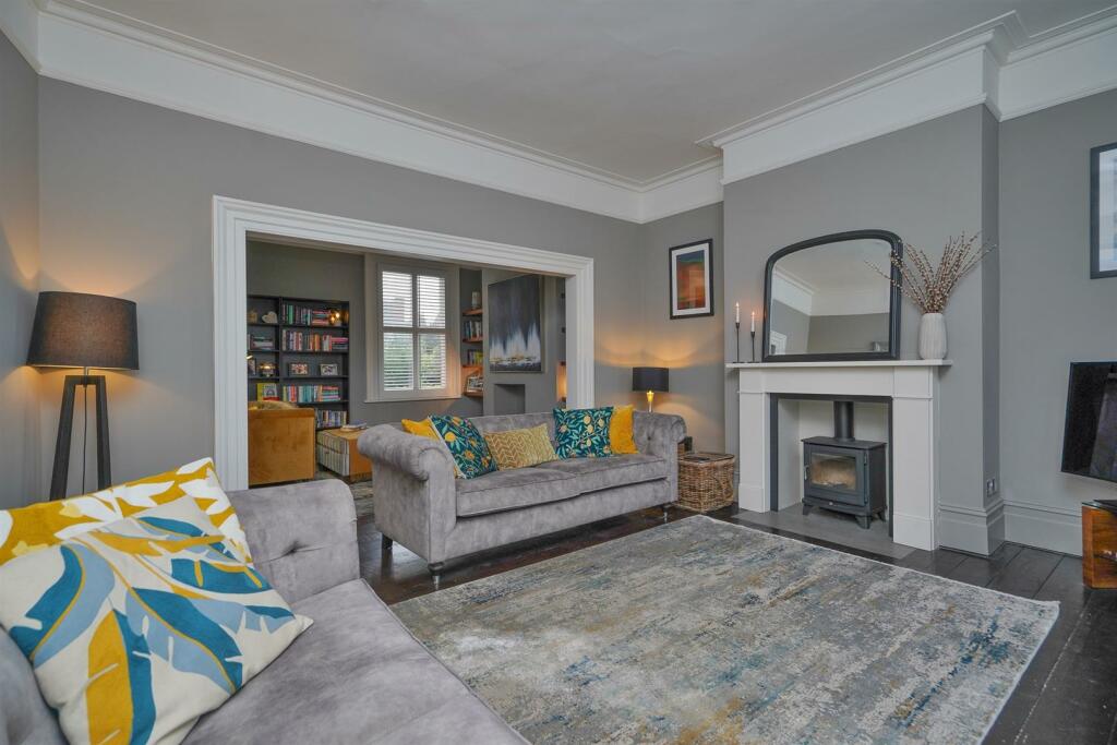 Additional property image - Guys Cliffe Road, Leamington Spa