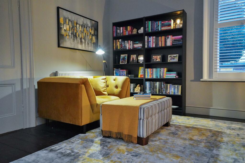 Additional property image - Guys Cliffe Road, Leamington Spa