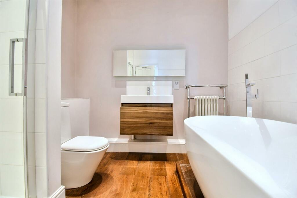 Additional property image - Hyde Place, Leamington Spa